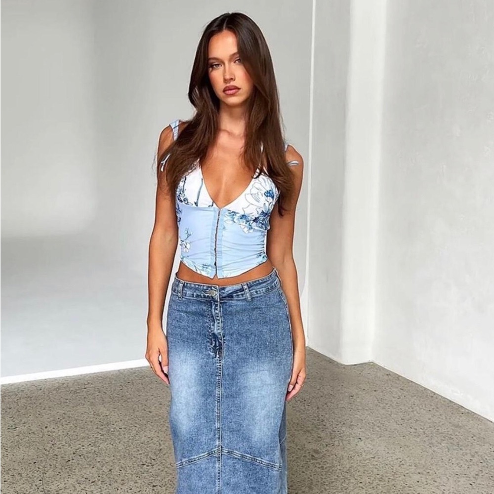 Tiger Mist Cambell Mesh Corset Crop Top in Ceramic Floral Blue, US size 0 - Picture 6 of 14